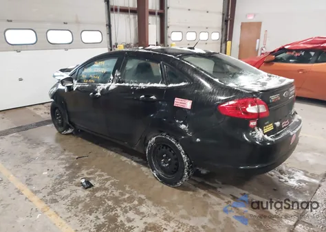 2013 Ford Fiesta Se z USA, uszkodzony, nr VIN 3FADP4BJ8DM204046